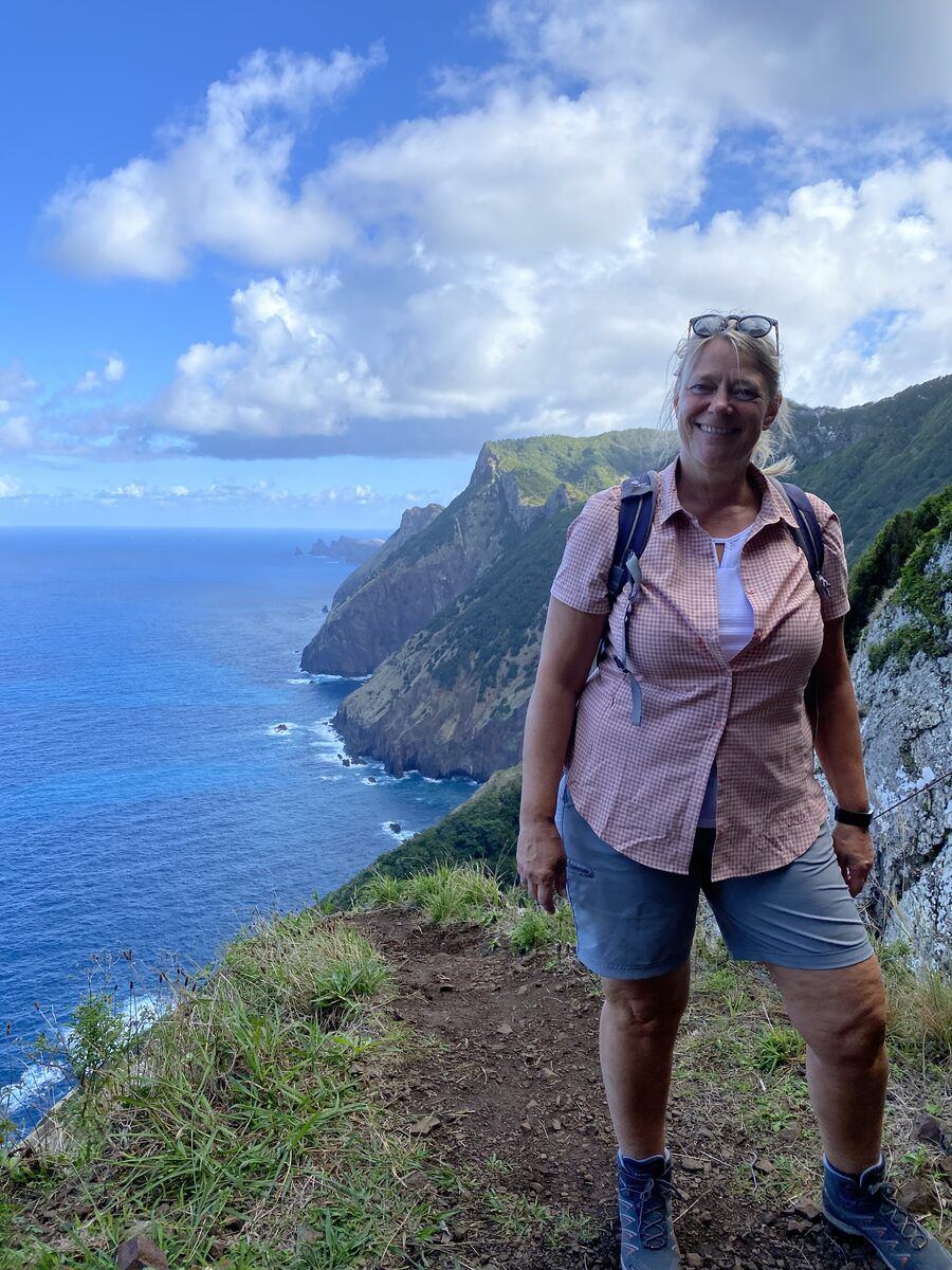 Sabine beim Wandern